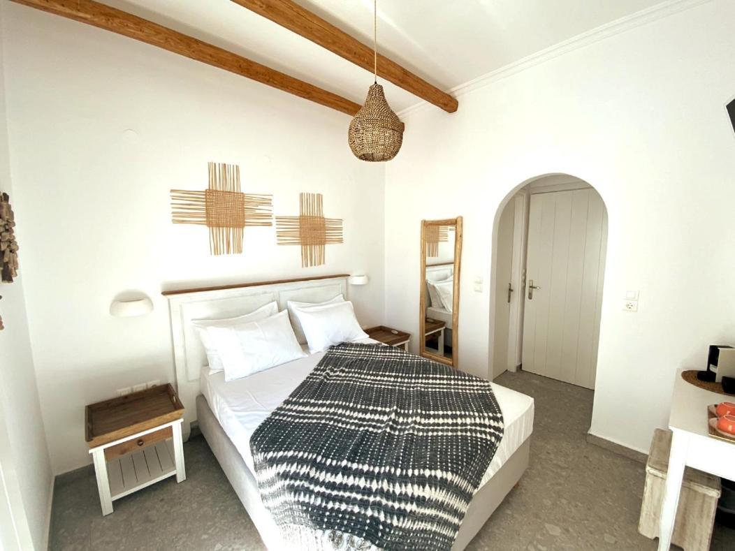 Soleya Suites Páros Zewnętrze zdjęcie